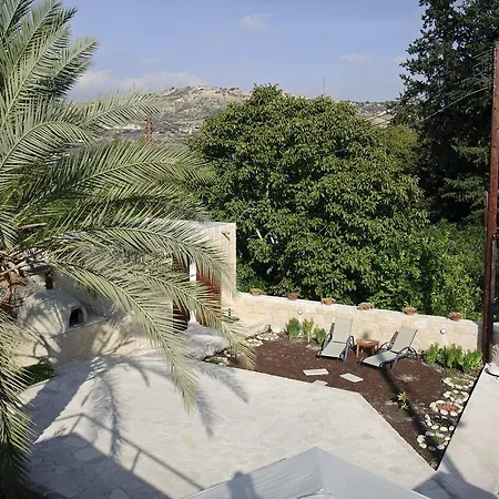 Palm Tree Oriental House And Homestay * Polis